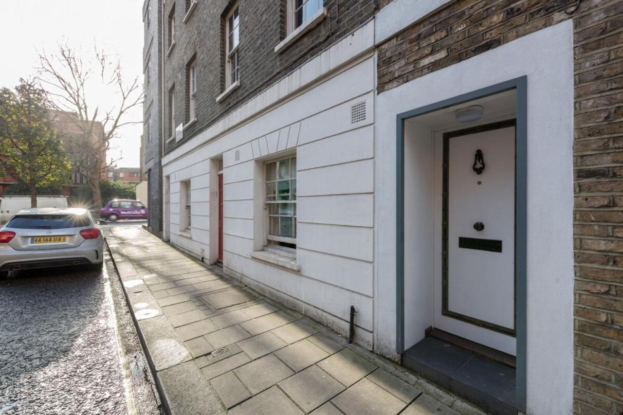 Beautiful 1 Bedroom Apartment In Victoria London Bagian luar foto